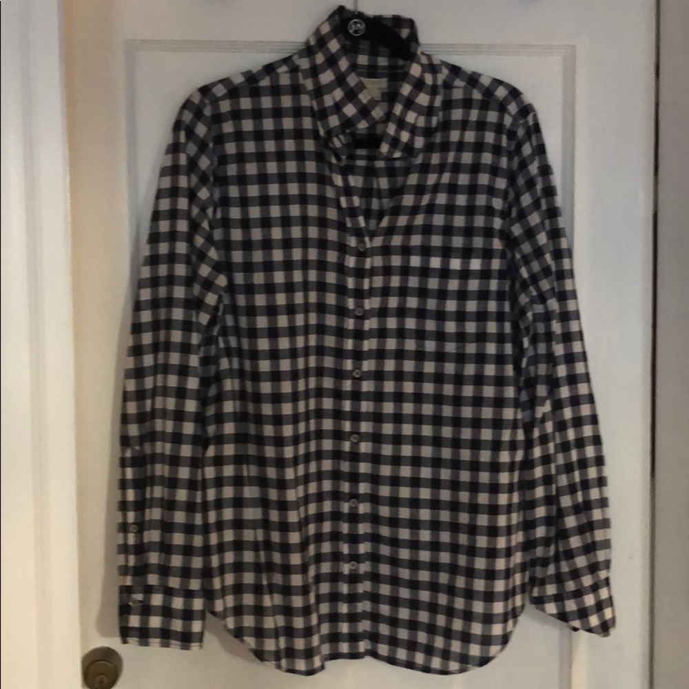 Buffalo check navy shirt.